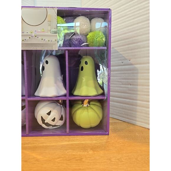 Martha Stewart 7 PC Ghost and Pumpkin Purple Decor Halloween Set PomPom Garland - Picture 4 of 11